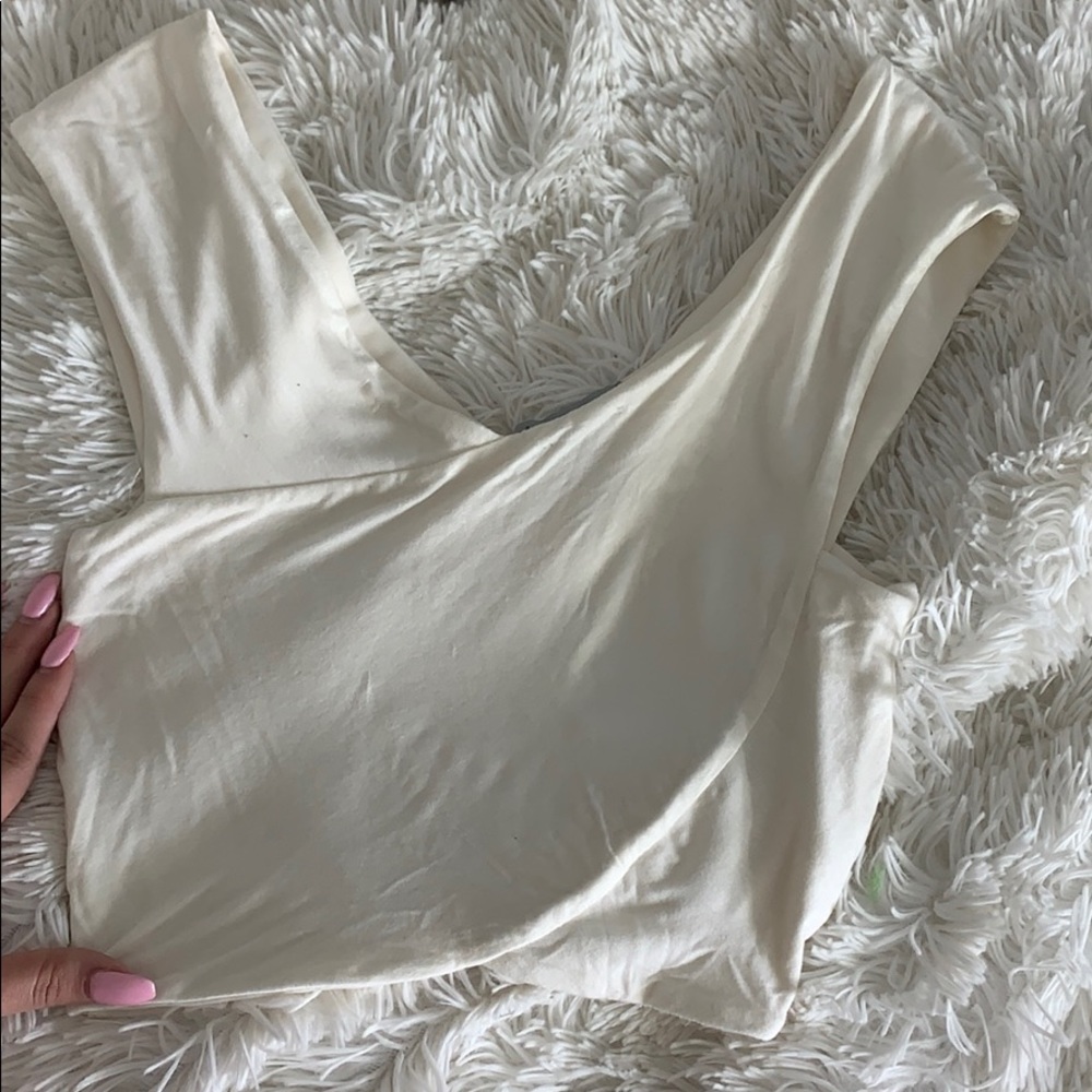 White crop top